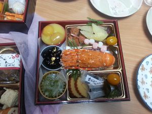 岩元匠極口コミ料亭おせち通販2017の人気おすすめ、大人数では？京都＆東京赤坂。匠2016岩元のおせち京都料亭通販人気ランキングお取り寄せ自宅